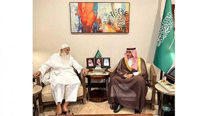 Religious affairs minister seeks Saudi support to reduce Hajj costs