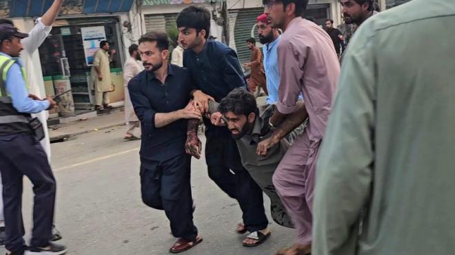 Suicide bomber kills 14 at anti-militancy protest in Pakistan