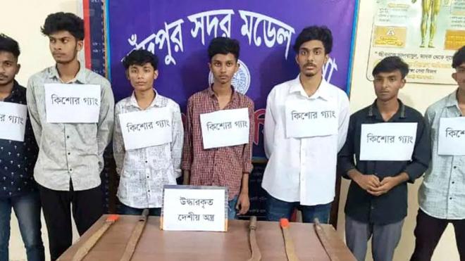 চাঁদপুরে একদিনে ৩৭০ কিশোর-তরুণ আটক, গ্যাং নিয়ে বাড়ছে উদ্বেগ