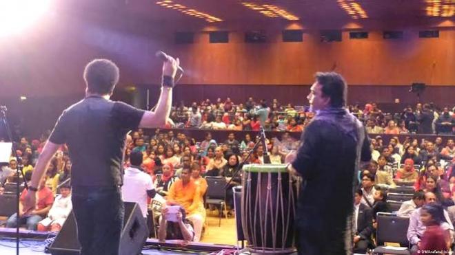 দেশি শিল্পীদের সুযোগ বাড়াতে বড় আয়োজনের আহ্বান অনি হাসানের