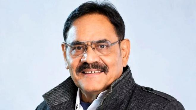 মুম্বাইয়ে শেষকৃত্য, শ্রদ্ধায় স্মরণ মুস্তাক খানকে