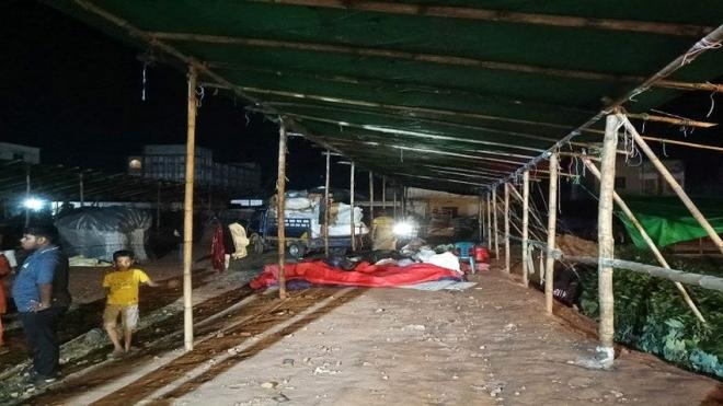 \ বাহুবলে অনুমতি না মেলায় বন্ধ বাণিজ্য মেলার আয়োজন, জরিমানা ১৩ ব্যবসায়ীকে