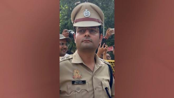 দিল্লিতে বিক্ষোভে আটক তিন হাজারের বেশি মুক্ত, নিখোঁজ শীর্ষ নেতারা