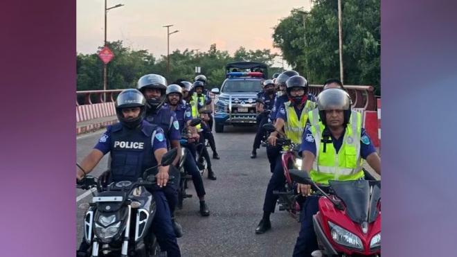 দুর্গাপূজার নিরাপত্তায় মৌলভীবাজারে পুলিশের বিশেষ মহড়া ও চেকপোস্ট