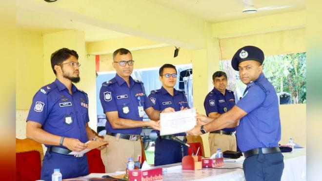 দুর্গাপূজায় কঠোর নিরাপত্তার নির্দেশ মৌলভীবাজার জেলা পুলিশের