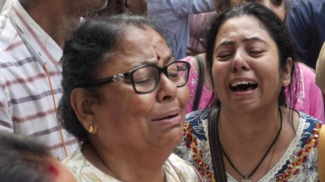 চোরবাগানে পদপিষ্ট হয়ে ১৯ জনের মৃত্যু, ভিড় নিয়ন্ত্রণে গাফিলতি নিয়ে প্রশ্ন