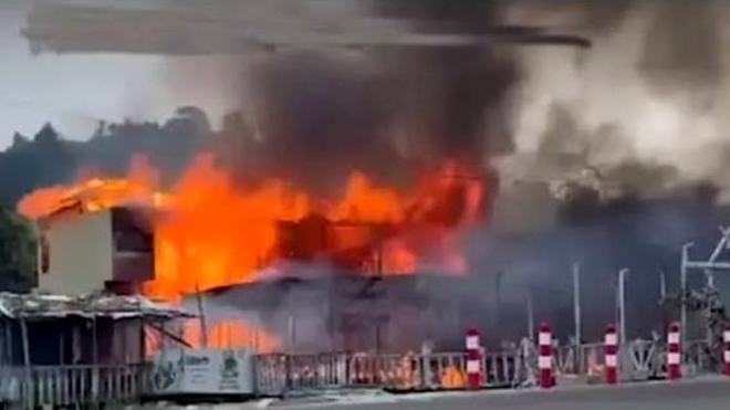 Five tourists die in early-morning fire at Cox’s Bazar resort